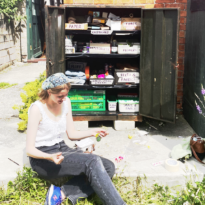 GUGGLEHEAD CRAFTY CUPBOARD